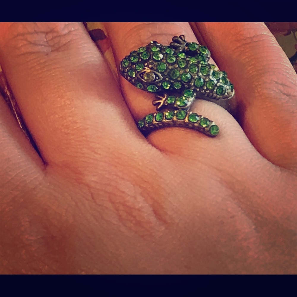 Lizard ring